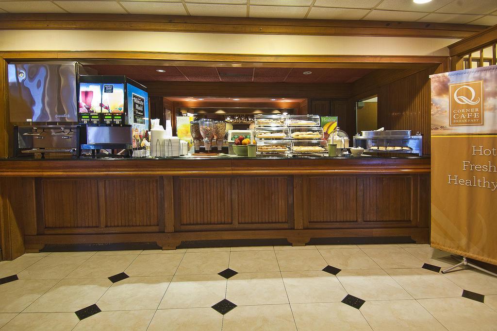 Quality Inn & Suites Baton Rouge West - Port Allen Exterior foto
